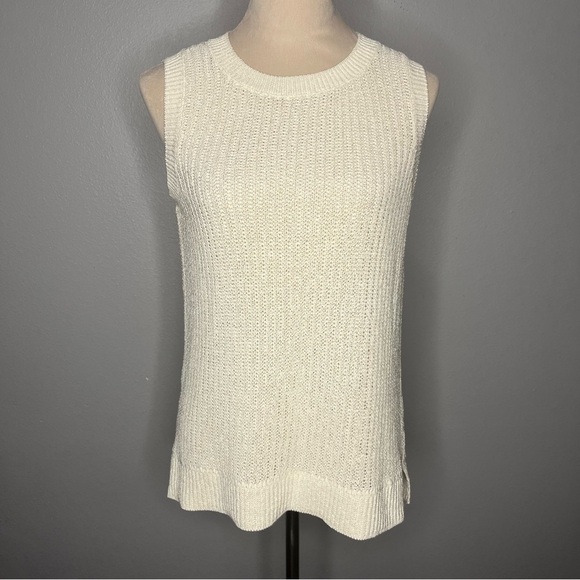 J McLaughlin Sweater Vest Small Ivory Cream Sleeveless Knit Quiet Luxury NWOT - Picture 1 of 6